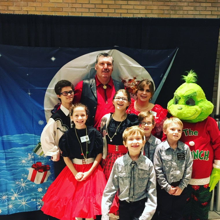 d2d40f75-0946-45af-b3d3-e9019511c788